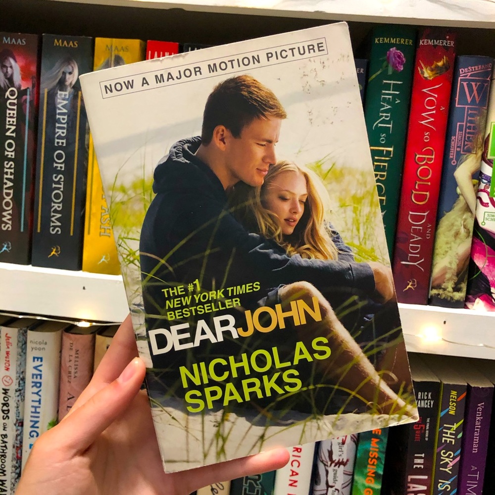 Dear John by Nicholas Sparks Romance Book